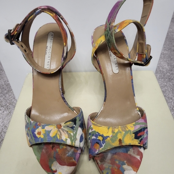 Colorful Women's Platform Heels - Picture 2 of 4
